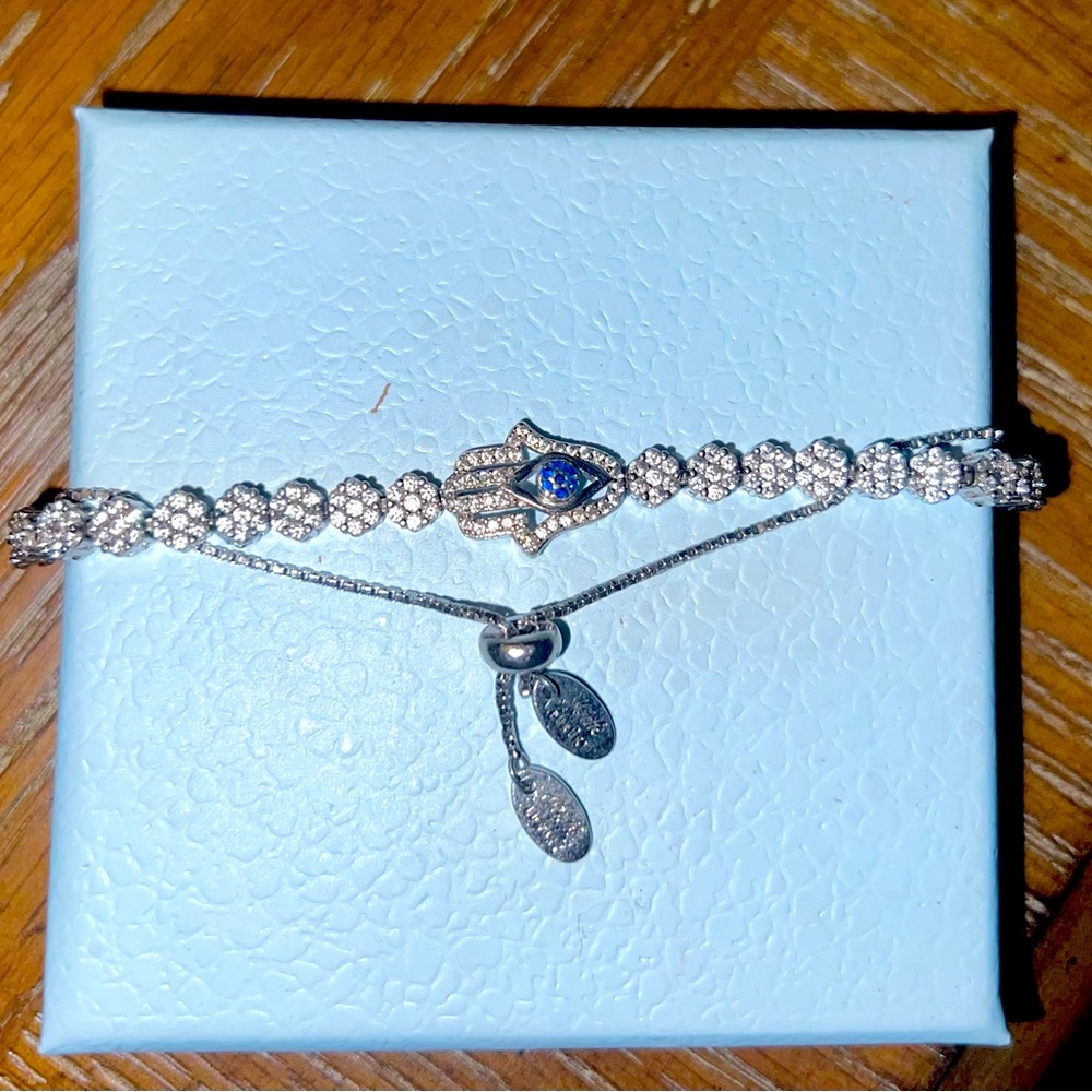 SWAROVSKI CRYSTAL EYE BRACELET